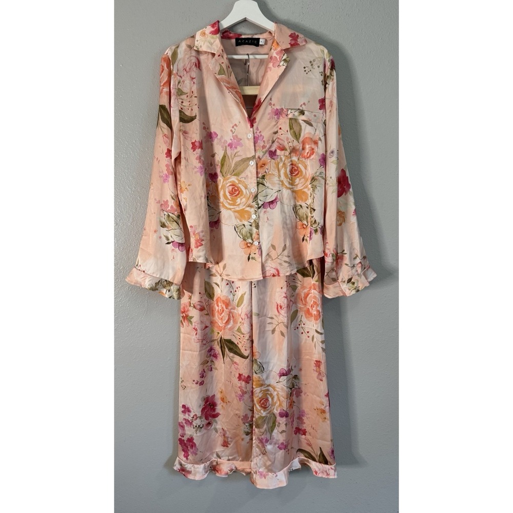 Azazie Shabby Chic Satin Ruffled Long Sleeve Pajama Set Watercolor Floral Size M